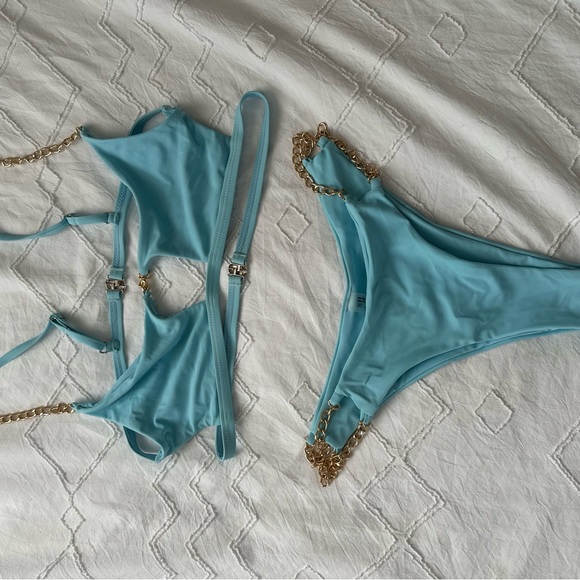 Bikini Lot - Picture 7 of 8